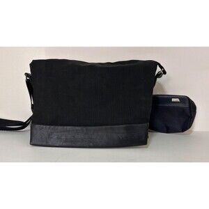 TUMI Messenger Bag Ballistic Nylon Alpha Magnetic Close Leather & Toiletry Bag